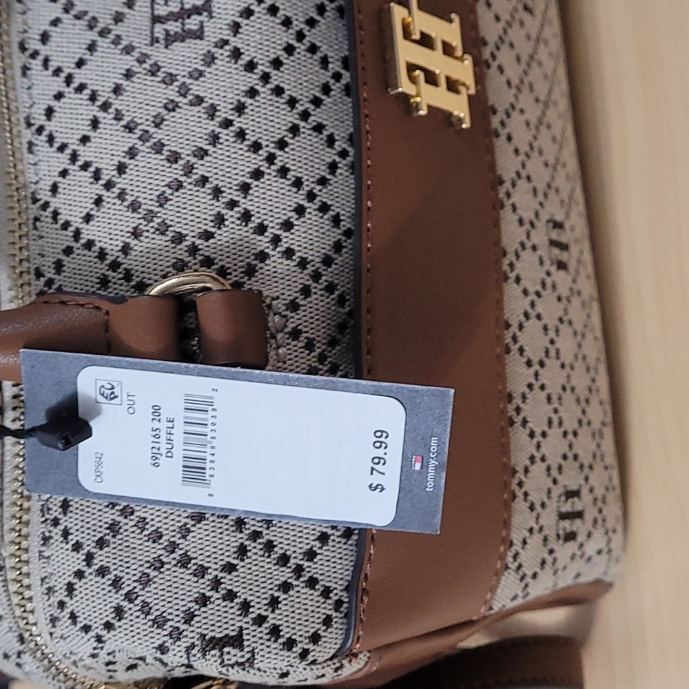 Tommy Hilfiger Mini Duffle - Picture 2 of 3